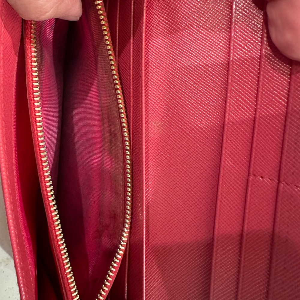 Prada Milano Safiano Leather Wallet - Picture 6 of 6